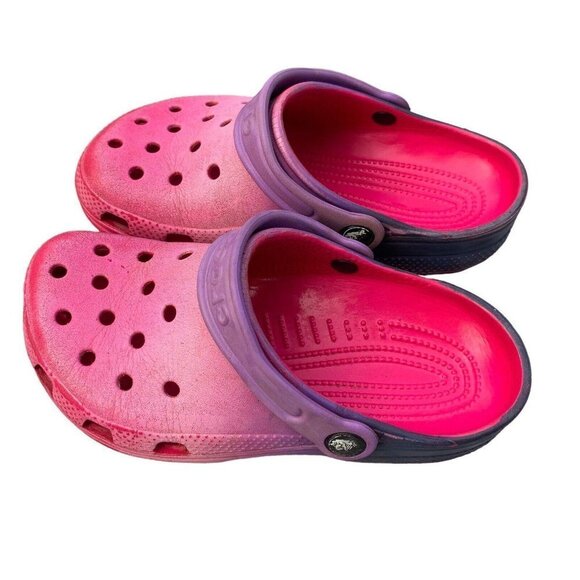 Kids Crocs Classic Size M2 W4 Pink Purple Clog​​​​​ - Picture 3 of 5